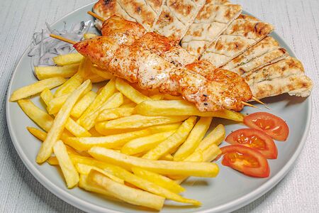 Мерида гирос