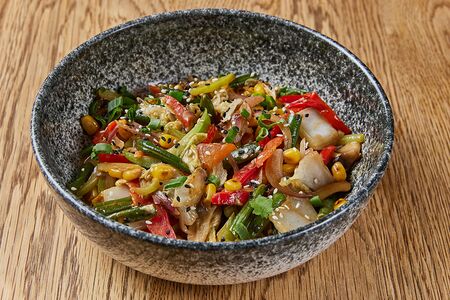 Овощной вок под кокосовым соусом