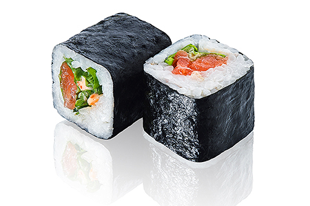 Острый ролл с лососем