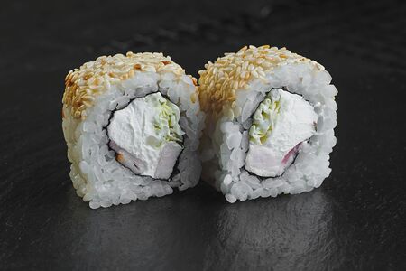 Ролл Сакура