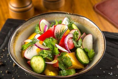 Салат из свежих овощей