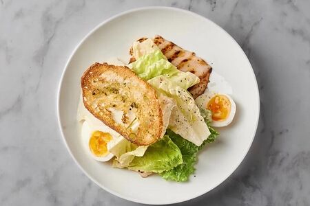 Цезарь с курицей