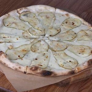 Груша-горгонзола