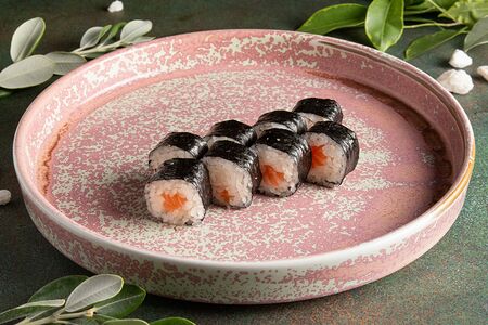 Ролл Маки с лососем