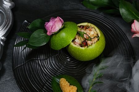 Тартар из подкопченного осетра