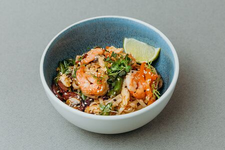 Пад-тай с курицей