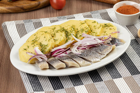 Селедочка Под водочку