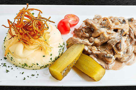 Бефстроганов