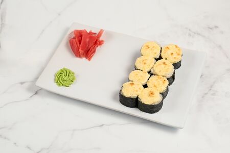 Ролл запеченный с курицей