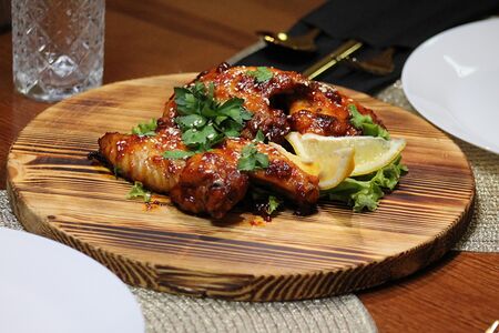 Крылышки в кисло-сладком соусе