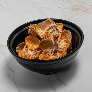 Вонголе в соусе том ям