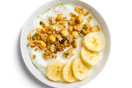 Йогурт с гранолой и бананом