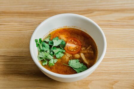 Нутовый суп с цыплёнком