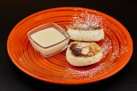 Сырники со сгущенкой