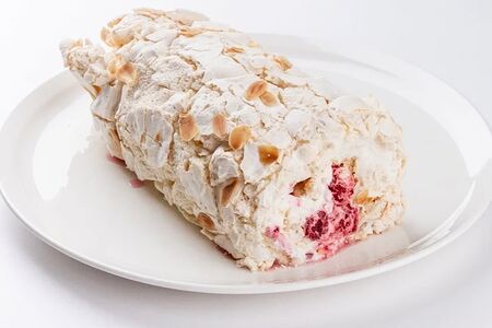 Меренговый рулет