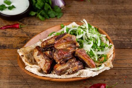 Шашлык из бараньих ребер