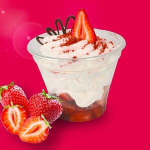 Десерт Клубника со сливками