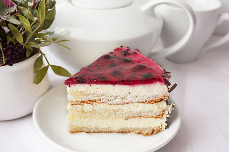 Десерт лимонный с черникой