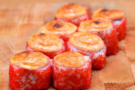 Ролл Ика Эби