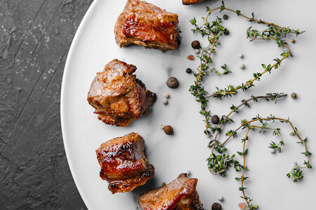 Шашлык из cвинoй шеи