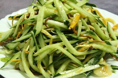 Огурцы с лисичками 115