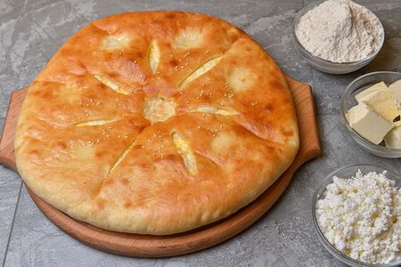 Осетинский пирог с сыром и творогом