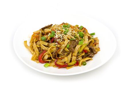 Лапша удон с говядиной