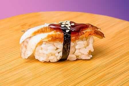 Суши с угрем