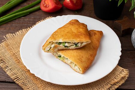 Пирожки с луком и яйцом