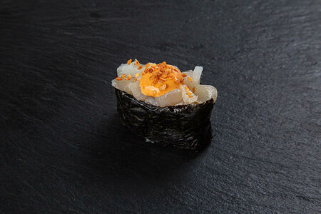 Морской гребешок спайс суши