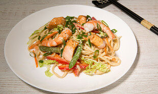 Wok сливочный Морской