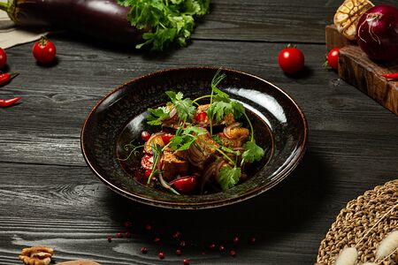 Салат с жареными баклажанами