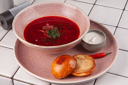 Красный борщ