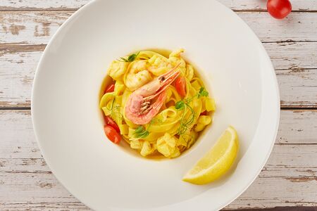 Фетучини Limoncello с креветками