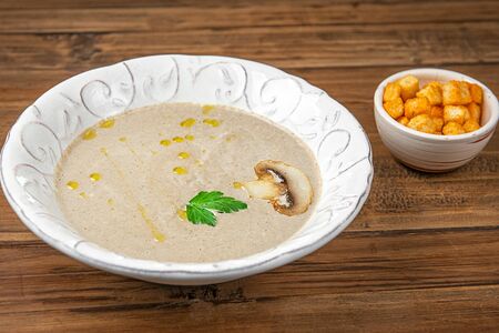 Крем-суп грибной