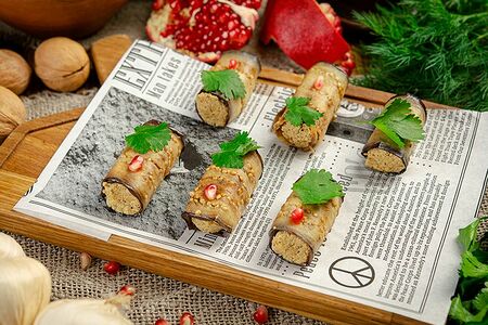 Рулетики из баклажана