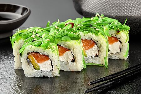 Тамаси с лососем и чукой