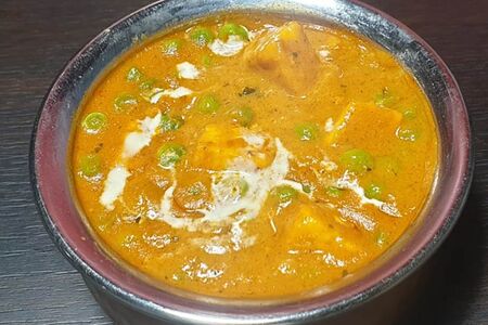 Matar Paneer