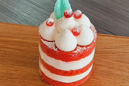 Пирожное Красный бархат