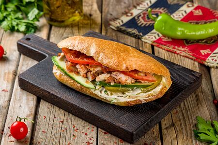 Шаурма с фалафелем в пите