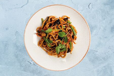 Удон с курицей в соусе Терияки