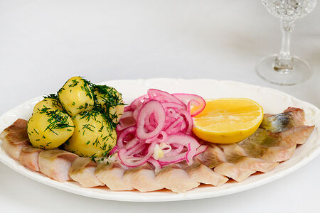 Сельдь с картофелем