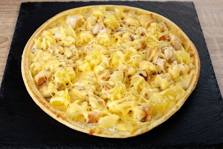 Пицца Курица-Ананас