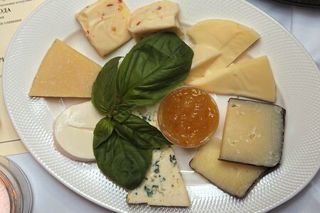 Сырная тарелка