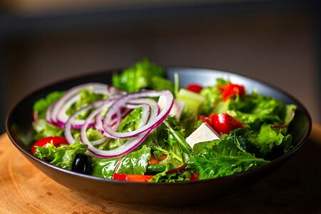 Салат Греческий с печеным перцем