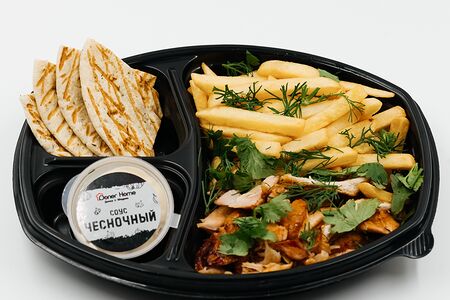 Донер фри в тарелке