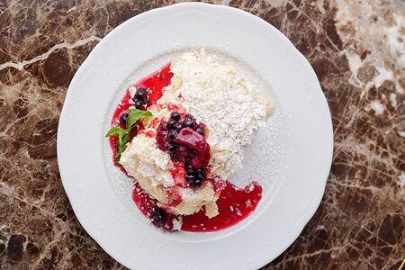 Мильфей с кокосовым кремом