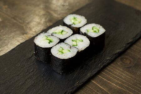 Мини с огурцом 