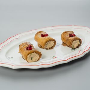 Рулетики из баклажанов