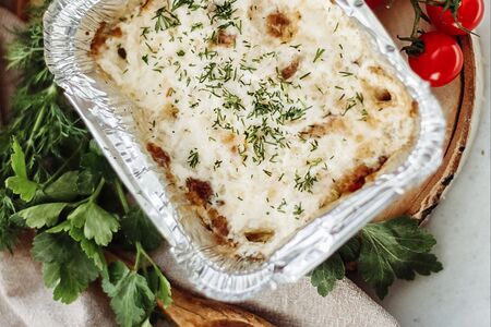 Сундучок с ветчиной и грибами